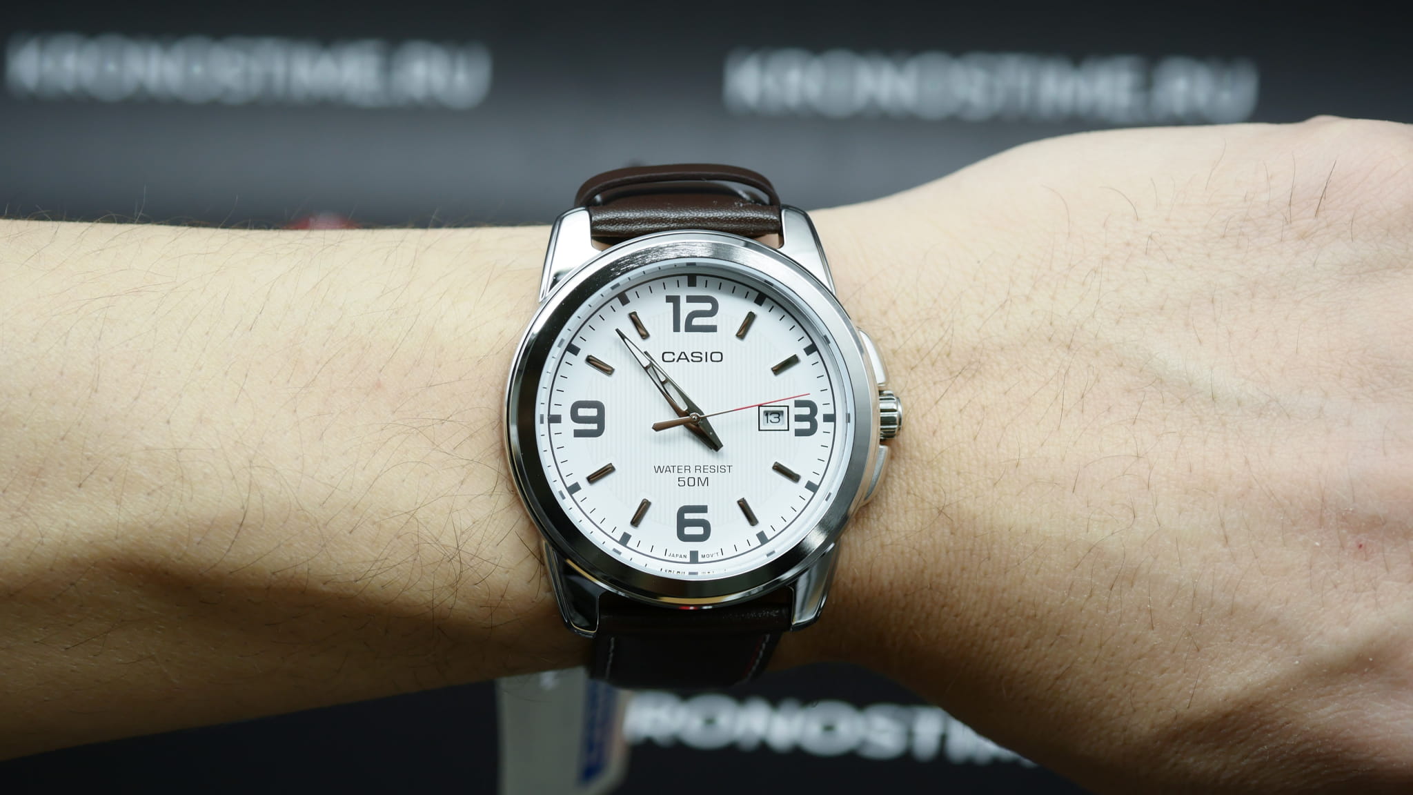 Casio Casio MTP-1314PL-7A кварцевые мужские часы часы крупный план белый циферблата